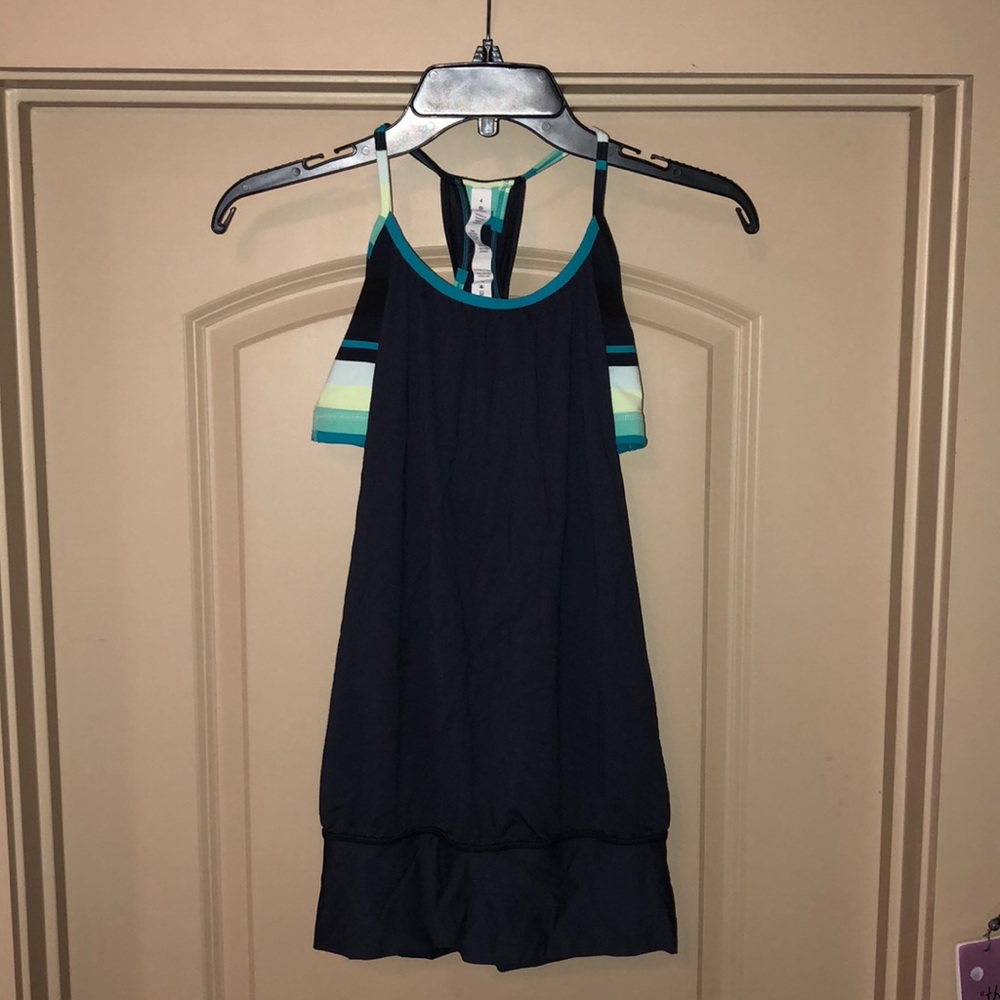 Lululemon top